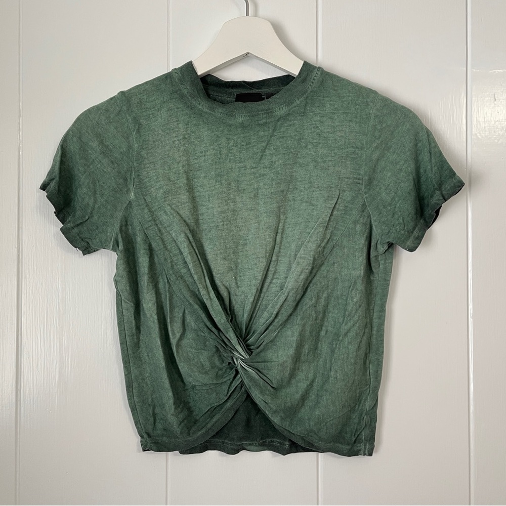 Mono B Twist Front Cropped Tee